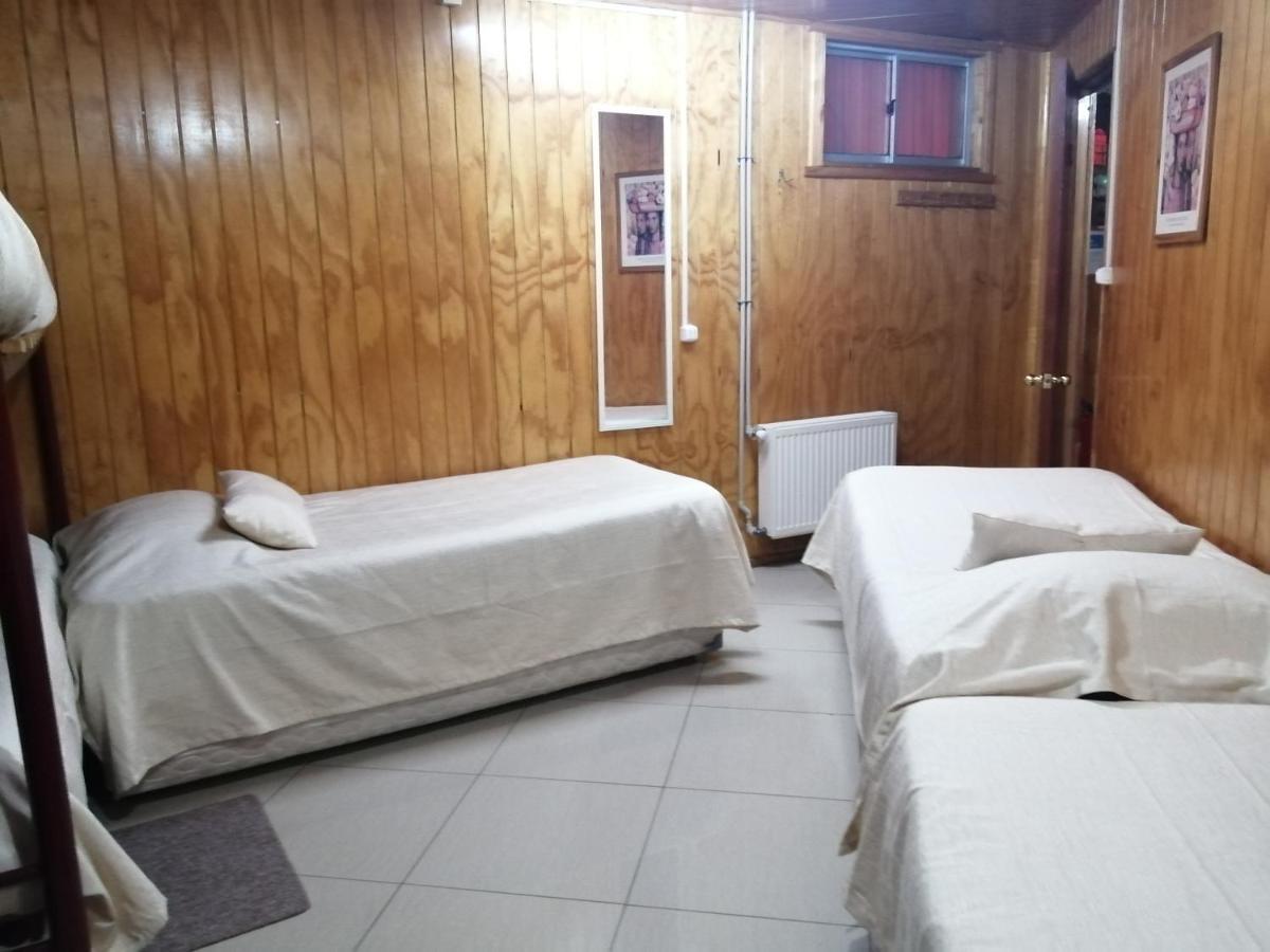Hostal Copiapo Puerto Montt Exterior photo